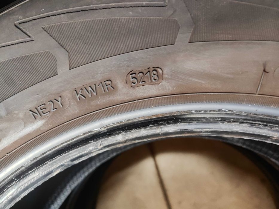 2бр.зимни гуми 225/65/17 Goodyear