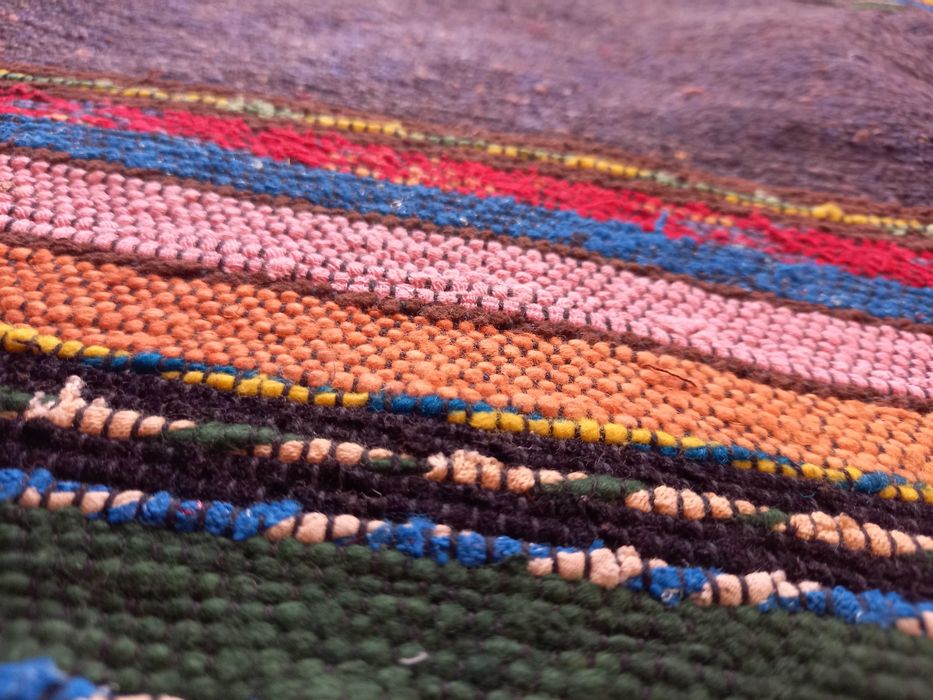 Шарена тъкана пътека 270 см на 115см