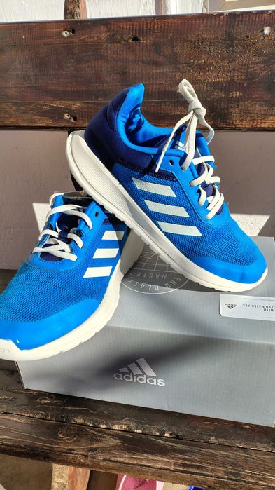 Маратонки, кецове adidas номер 40, стелка  25.5см+ падарък