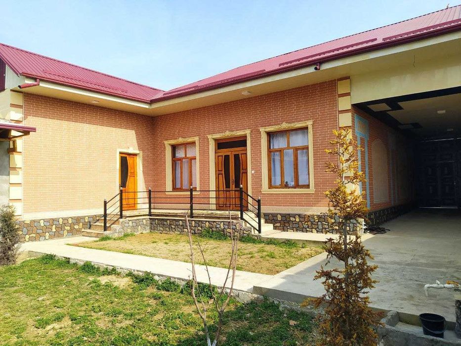 O'rta chirchiq tumani. 5 sotix 4 xonali uy. 85 000 $ Kelishiladi