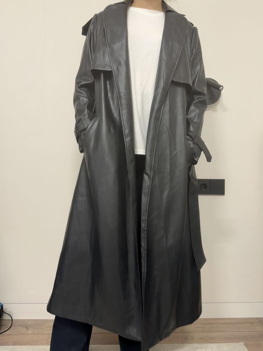 Тренч черный в тренде