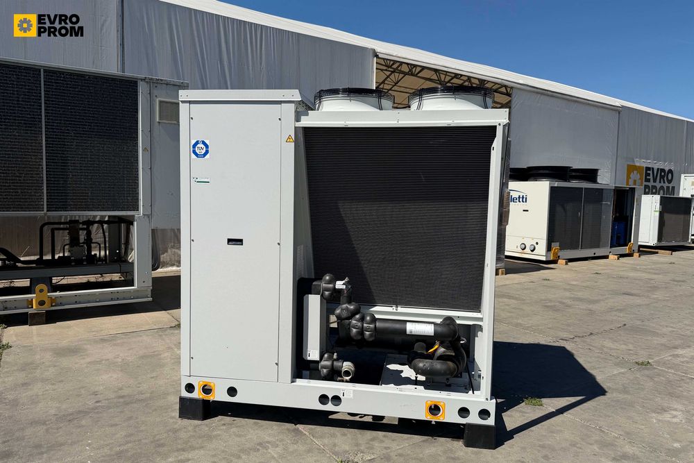 Chiller răcit cu aer CLIMAVENETA NX-K 0202P – 52 kW | chiller 50 kw pret | Modul hidraulic | Outlet