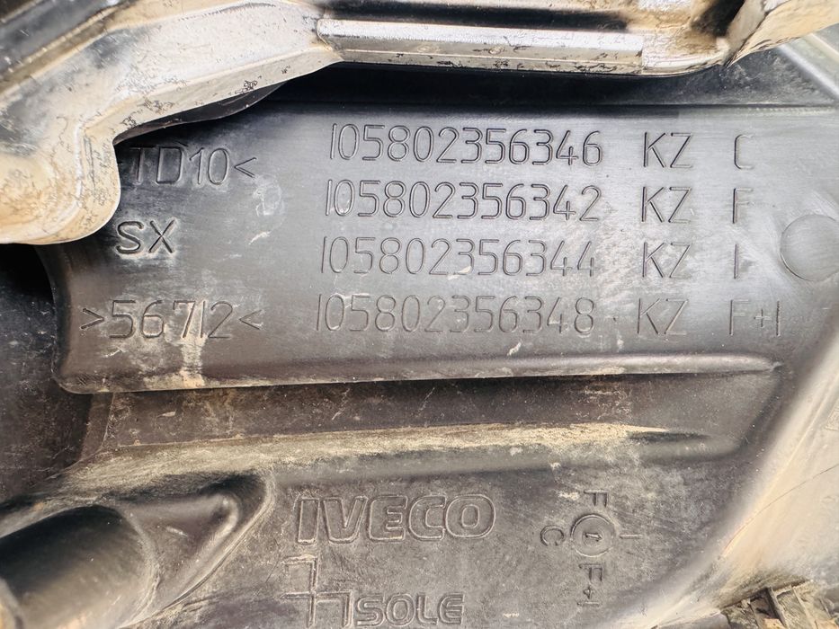 Grila  stanga bara fata Iveco DAILY  dupa 2020