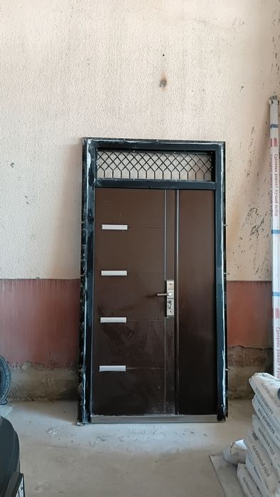 Темир Эшик сотилади 1.20×2.40