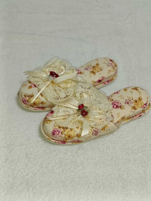 Новые тапочки, размер 38