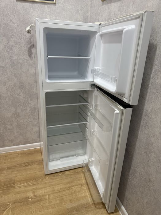 Продается Холодильник Ava
