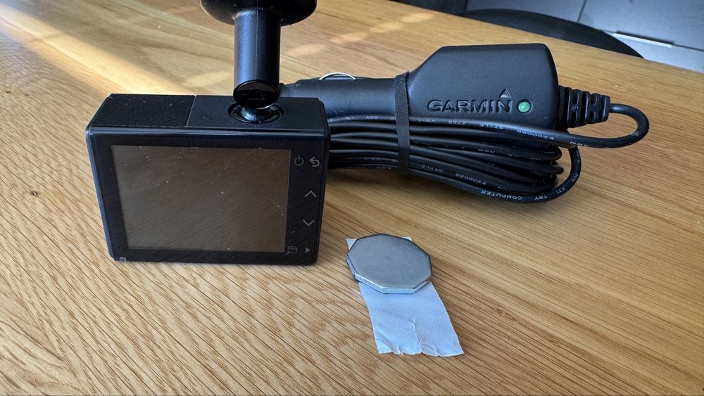 Garmin Dash Cam 45