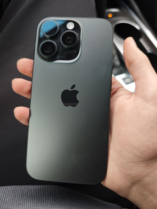 iPhone 16pro black titanium 128