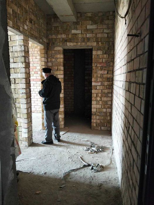 Срочно...Сергели индекс бозори оркасида греен хоусе 1 хона 5-этаж