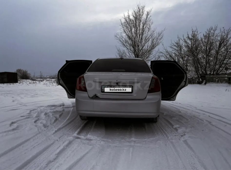 Машина Daewoo Gentra