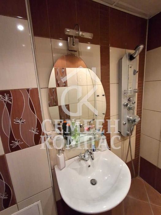 Тристаен апартамент в квартал Кършияка