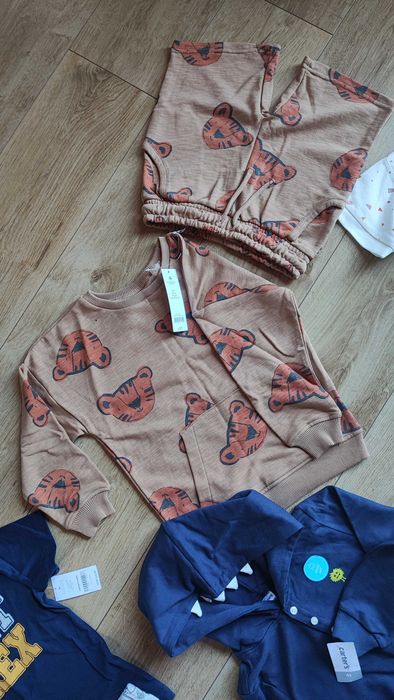 Модни стилни фирмени костюми George Carters