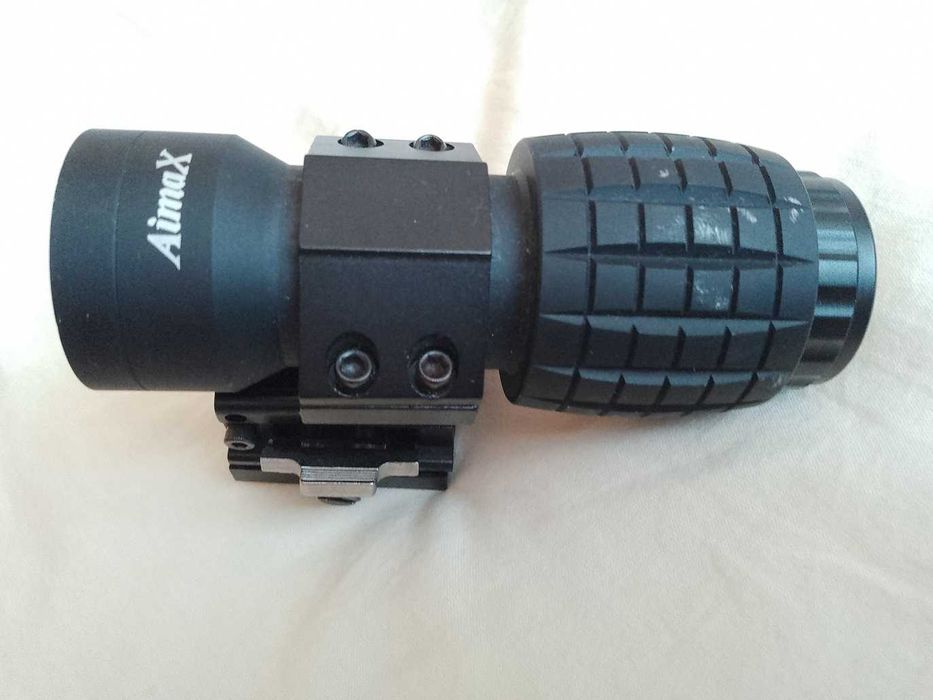 Sistem Holografic de Ochire cu Magnificator Editie Militara si P0litie