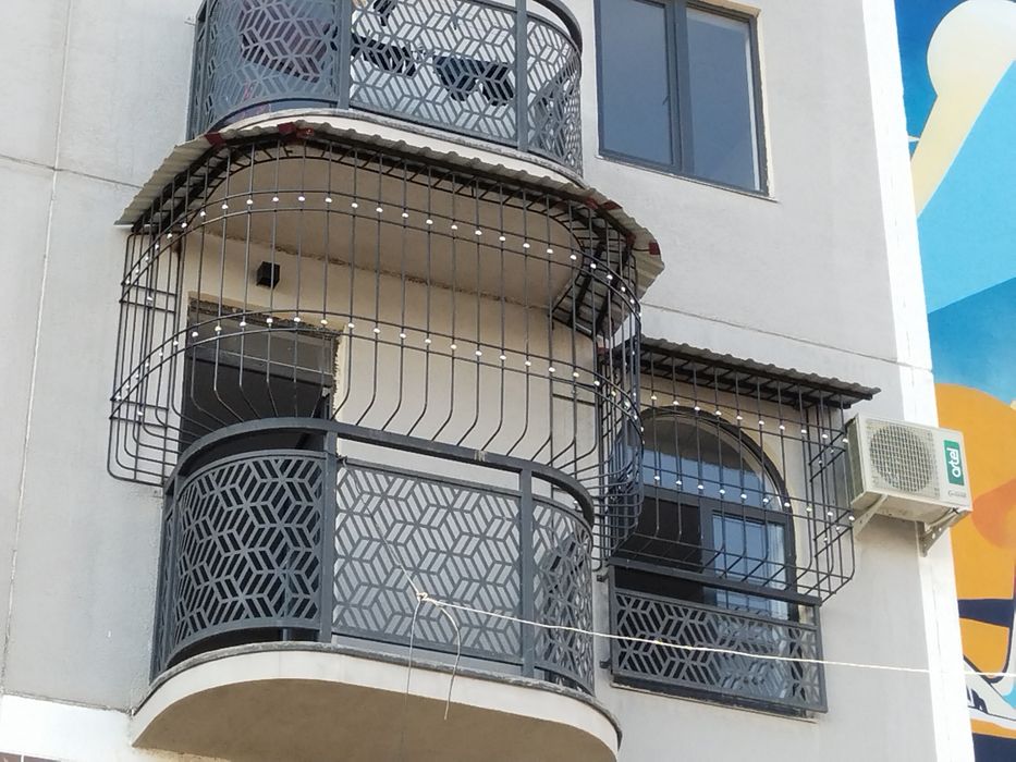 Решётки на окна и балконы. Козырьки. Ролики .От Тимура