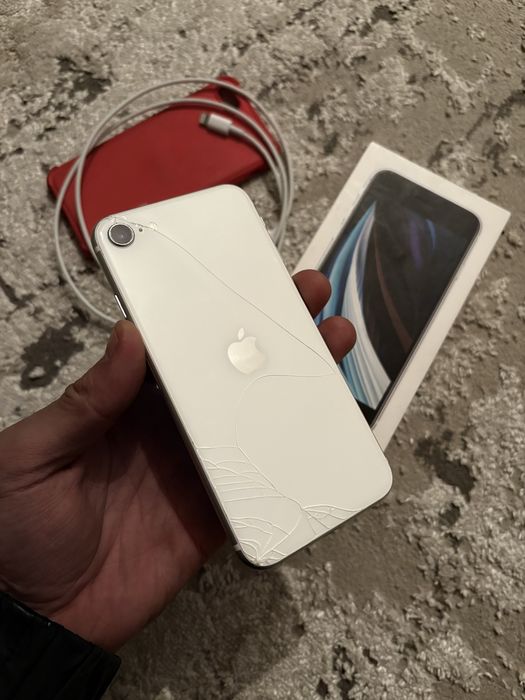 Айфон СЕ 2020 , IPhone SE 2020