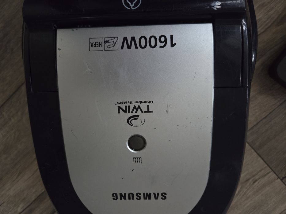 Пылесос Самсунг 1600W