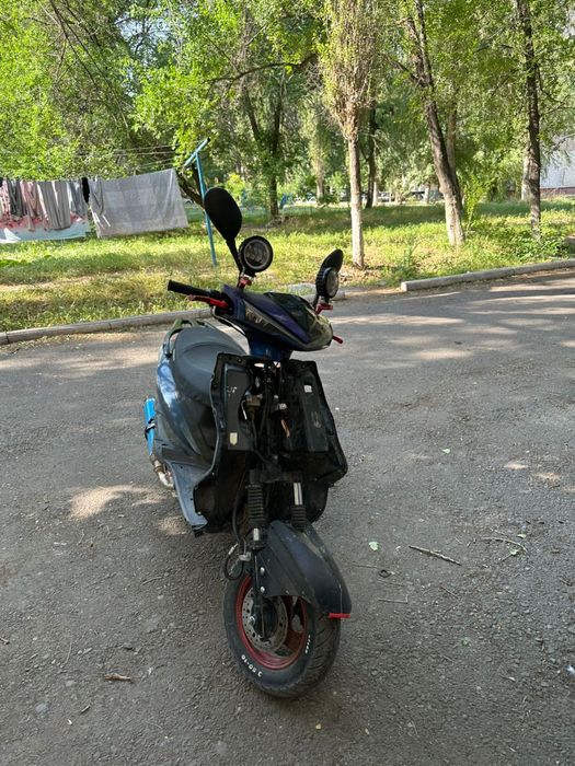 Продам мопед М8 , 150куб.