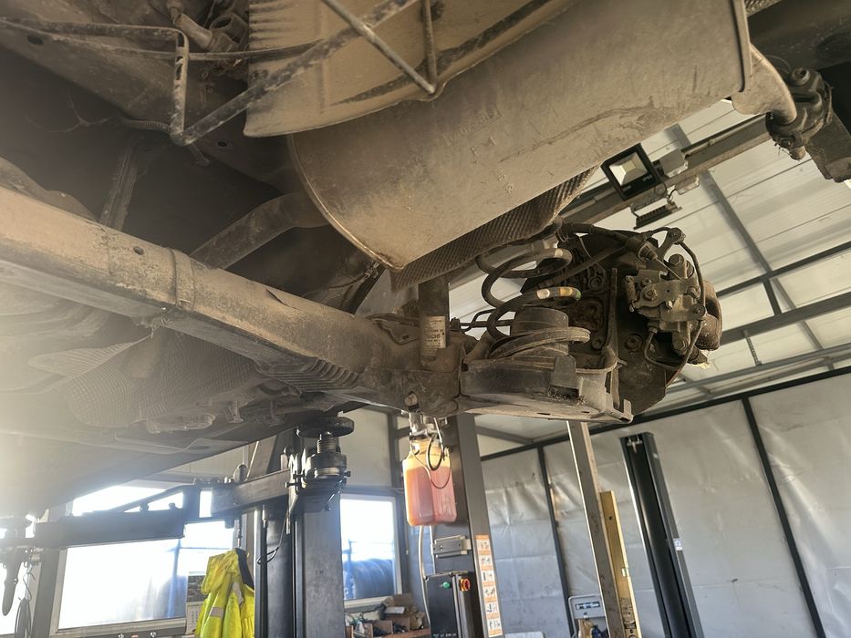 Заден мост за Ситроен Берлинго 2008-2015г.!