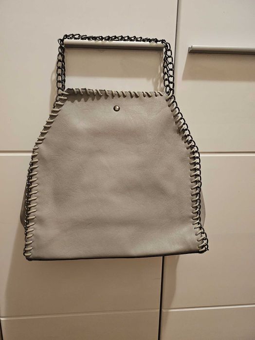 Чанти - Parfois, Stradivarius, Reserved