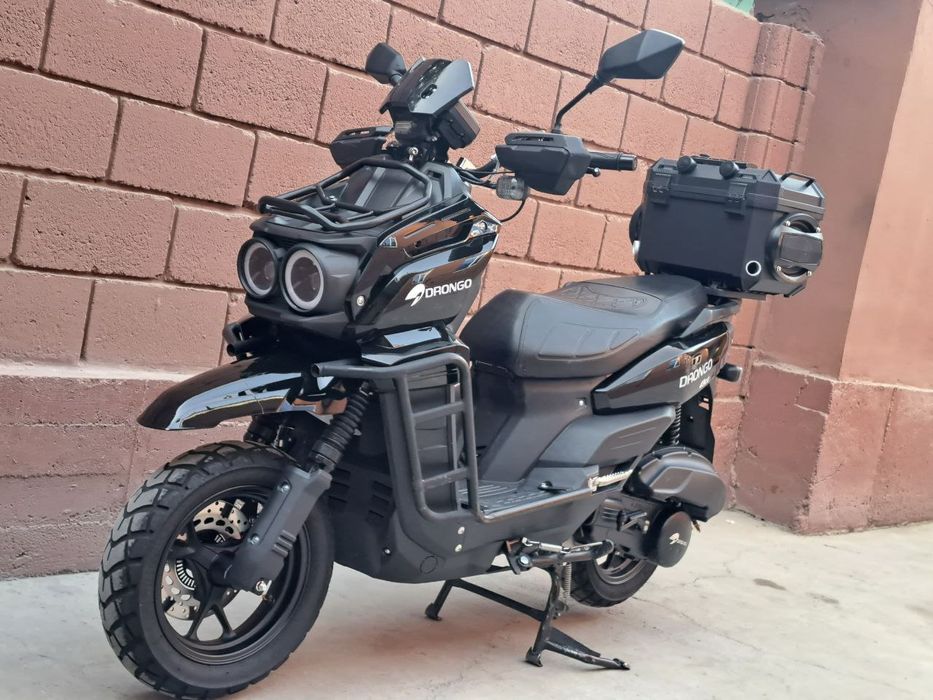 Продаётся скутер TANK !!!