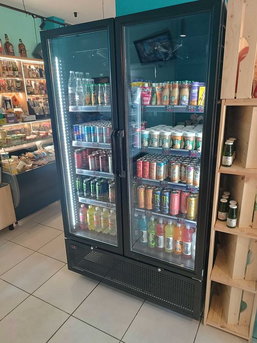 Вертикални хладилни витрини - нови налични на склад