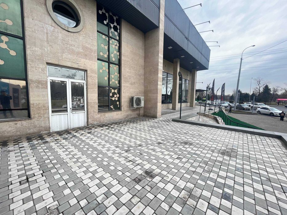 2 этаж помещение вдоль дороги! Улица Сагбан Мкад 350 м2!