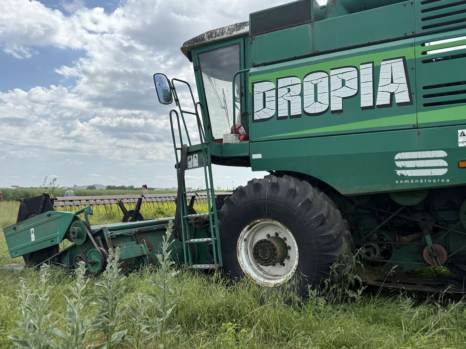 Combină de recoltat cereale COMBINA DROPIA 1430 - MOTOR GRIPAT