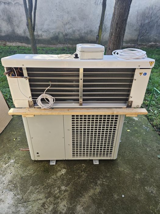 Instalatie frigorifica  de congelare 20= 30 mc.