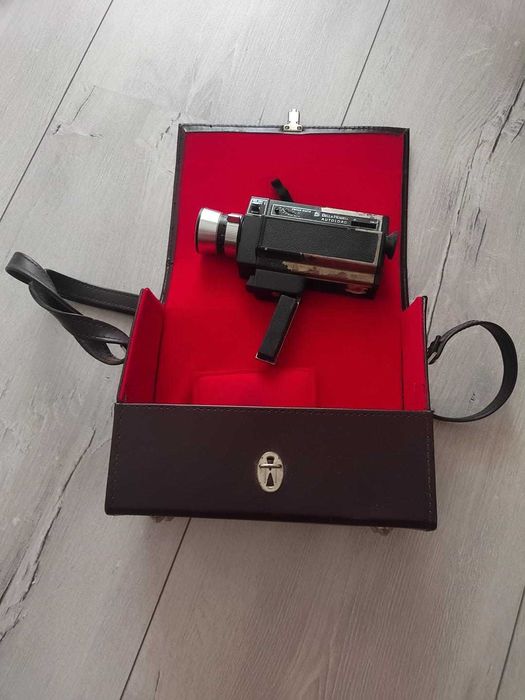 Cameră Vintage Bell & Howell Autoload + Geantă Originală