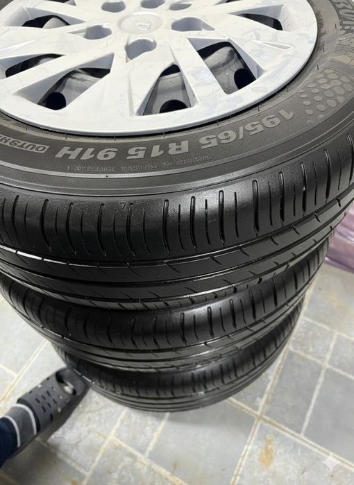 Hyundai Original Balon + Diska + Kolpak  195/65R15 91H Es31 
​Tavsi