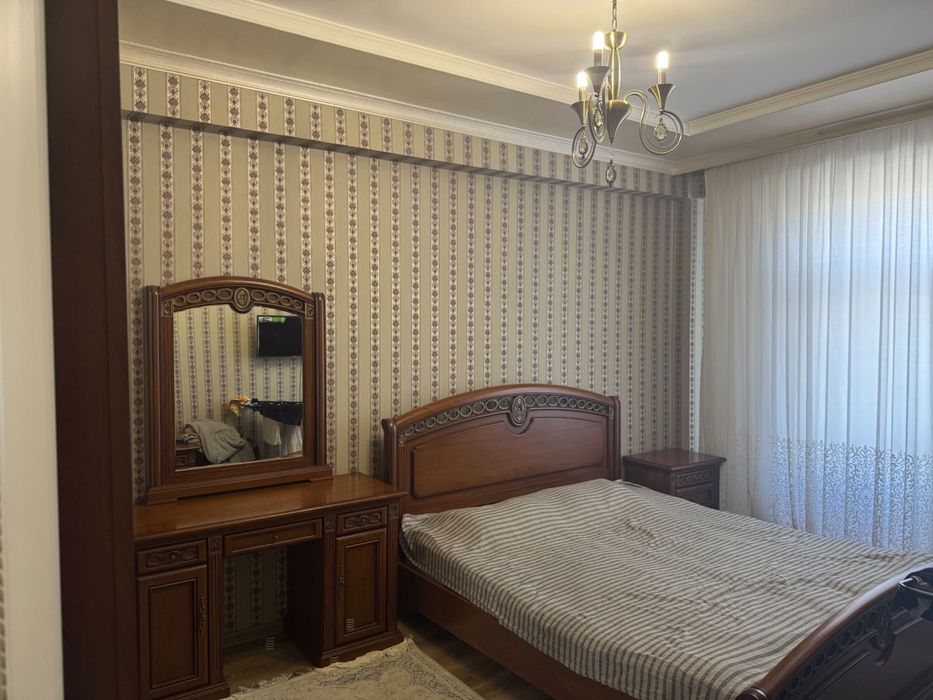 Срочно продаю свой квартира 82 кв.м Golden house Сергелинский район