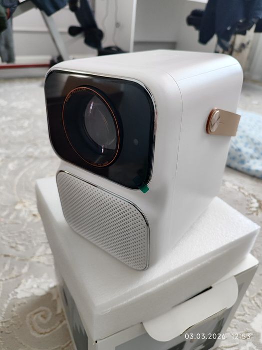 Продам проектор Xiaomi