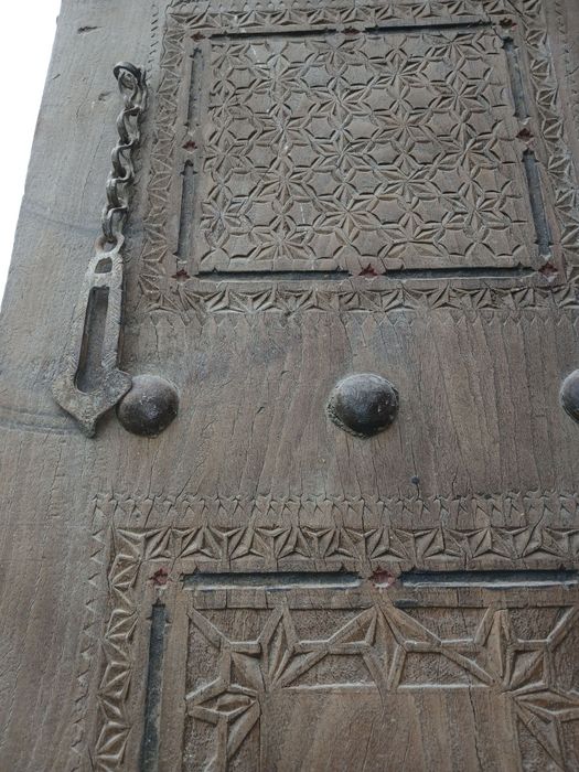 Qadimiy eshik 17-18 asr
