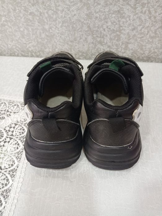 Кроссовки для мальчика