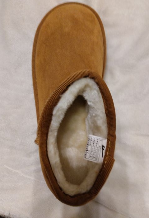 Укороченные женские угги