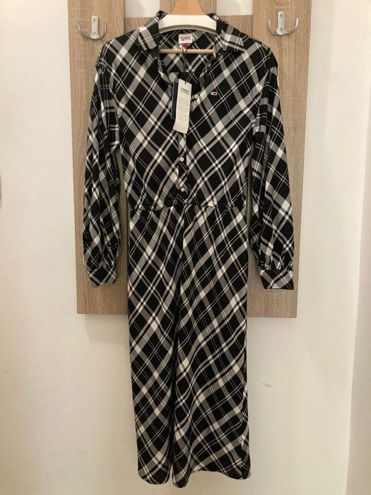 Рокля Tommy Jeans Stefanel
