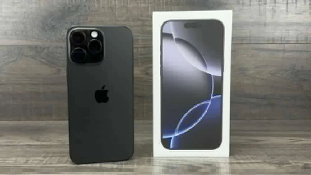 Продам Iphone 16 ProMax