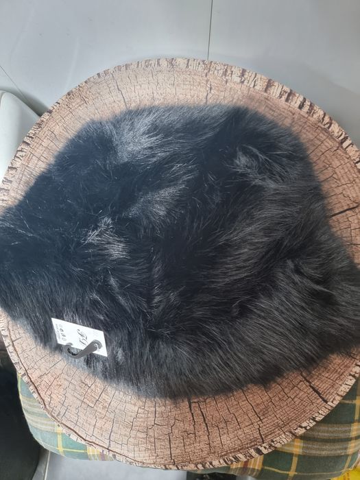 Шапка с дълъг косъм