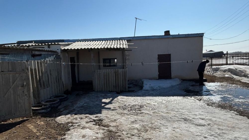 Продам КХ от города 100 км. Торг есть 35 млн