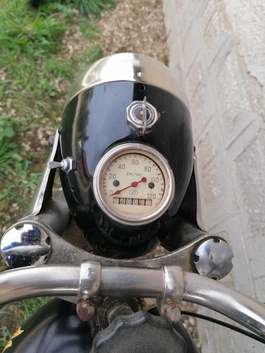 Продавам Минск 125 М 105 1969г. документи