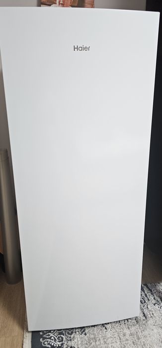 морозильник Haier 260л