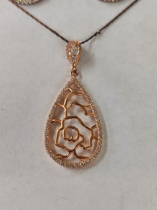 сребърен комплект обеци и колие 925