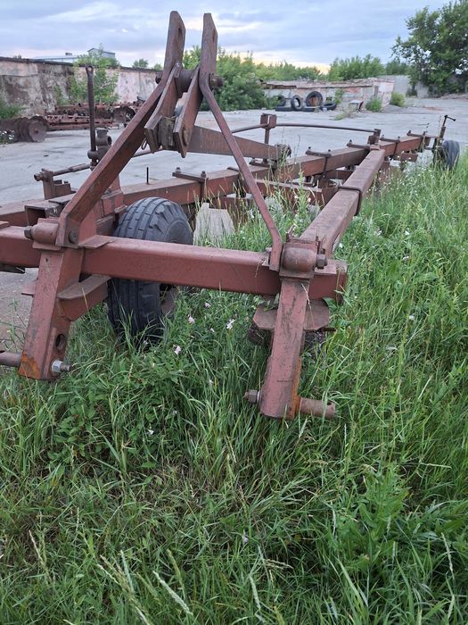 Продам плуг 8.40