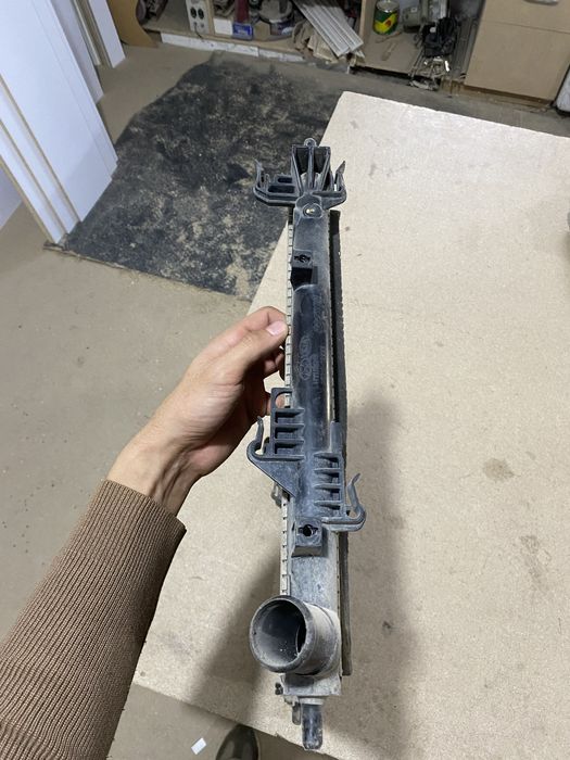 Радиатор Kia Rio 2014 года