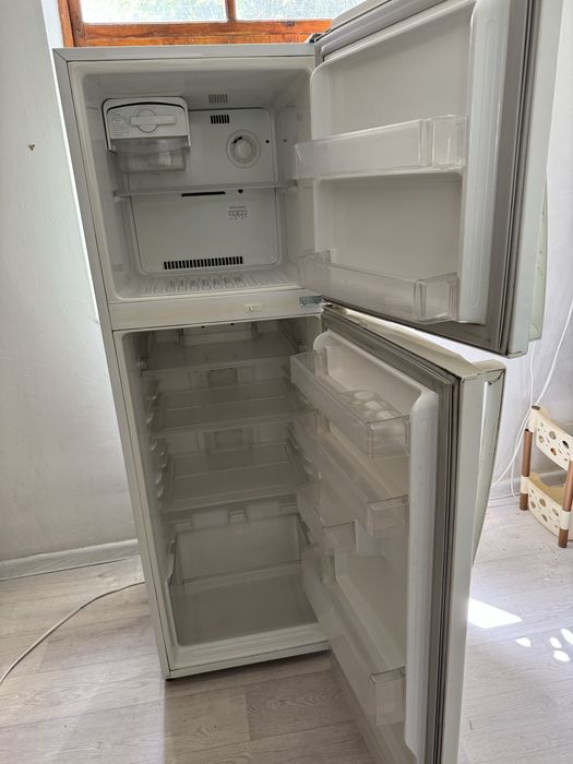 LG в хорошем сост