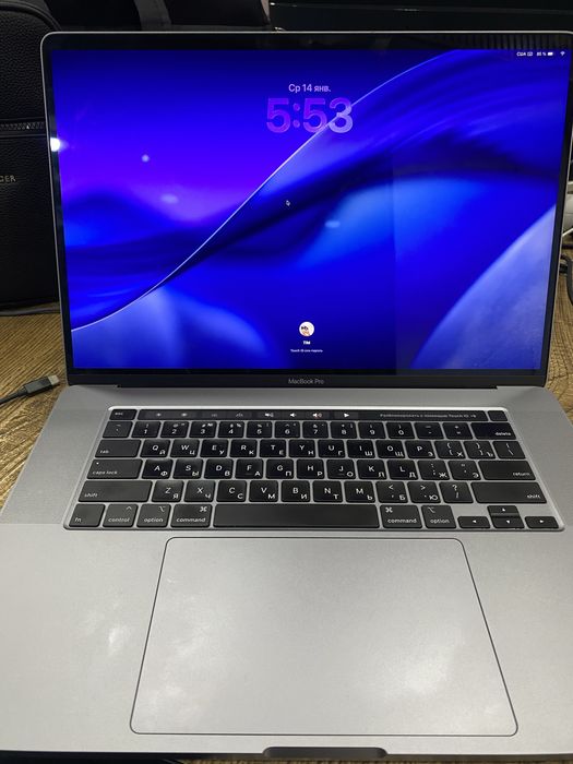 MacBook Pro 16 inch” 512/16GB  (2019) — ideal holat