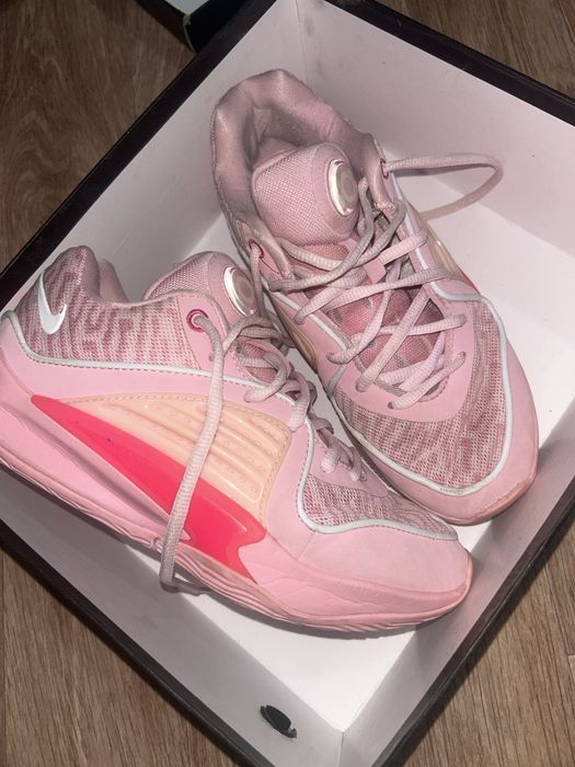 Баскетбольные кроссовки kd16