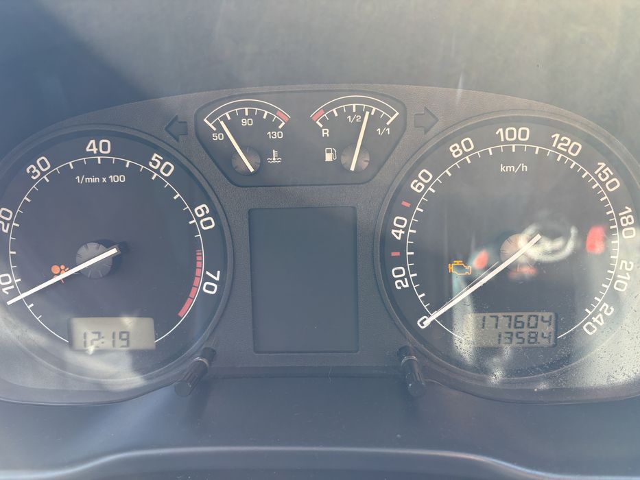 Vând Skoda Octivia 1 2003