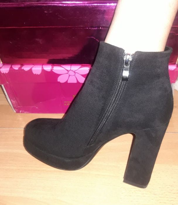 Ботильоны продам