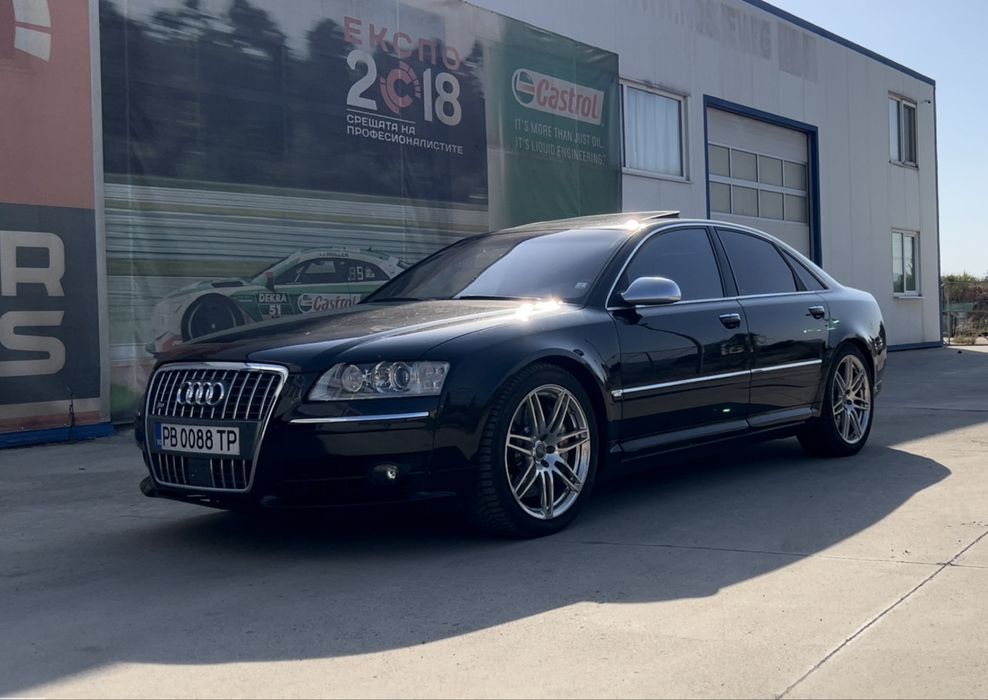 Audi S8 D3 на части